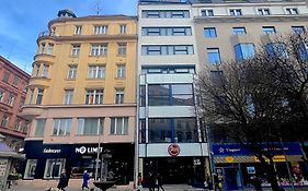 Hotel Avion - NÁRODNÍ KULTURNÍ PAMÁTKA - WORLD MONUMENT